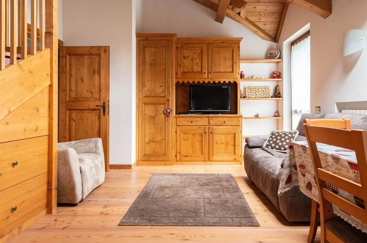Mansarda 4 Posti Letto In Villa A Borca Di Cadore Villanova  이탈리아
