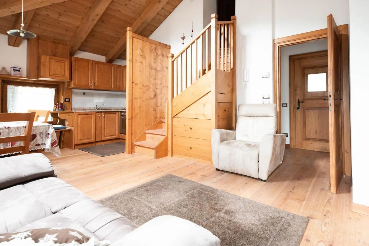 아파트 Mansarda 4 Posti Letto In Villa A Borca Di Cadore Villanova  이탈리아